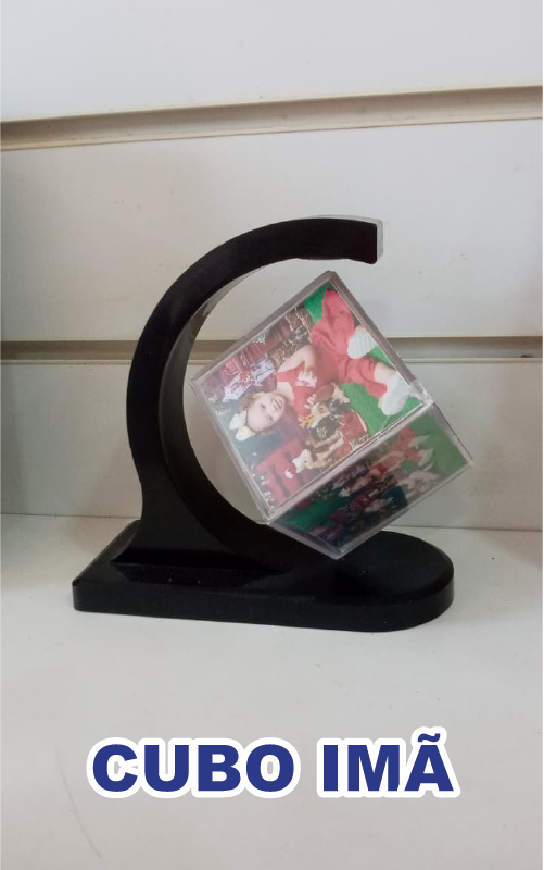 Cubo com imã para geladeira